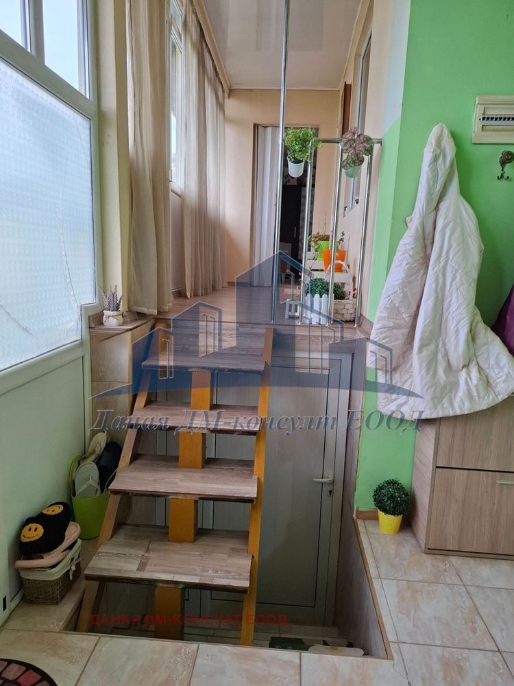 Продава КЪЩА, гр. Смядово, област Шумен, снимка 3 - Къщи - 55883975