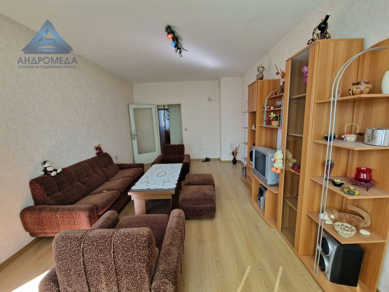 Eladó  2 hálószobás Pleven , Druzsba 4 , 86 négyzetméter | 44493844 - kép [6]
