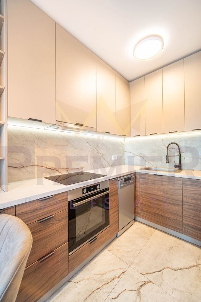 Продава 3-СТАЕН, гр. Варна, к.к. Св.Св. Константин и Елена, снимка 5 - Апартаменти - 54616407