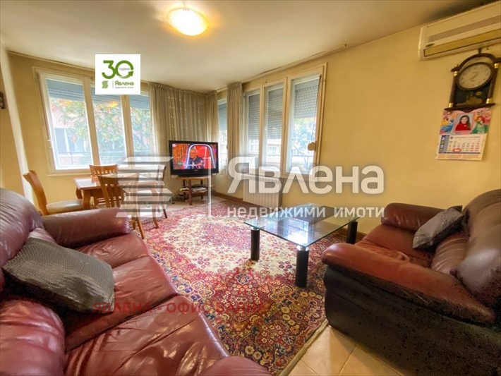 Продава 4-СТАЕН, гр. Варна, Център, снимка 3 - Aпартаменти - 48106467