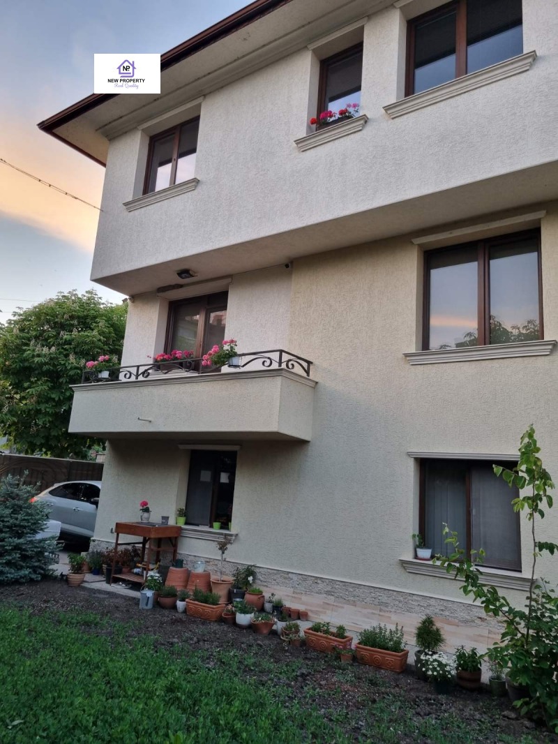 Продава КЪЩА, гр. Поморие, област Бургас