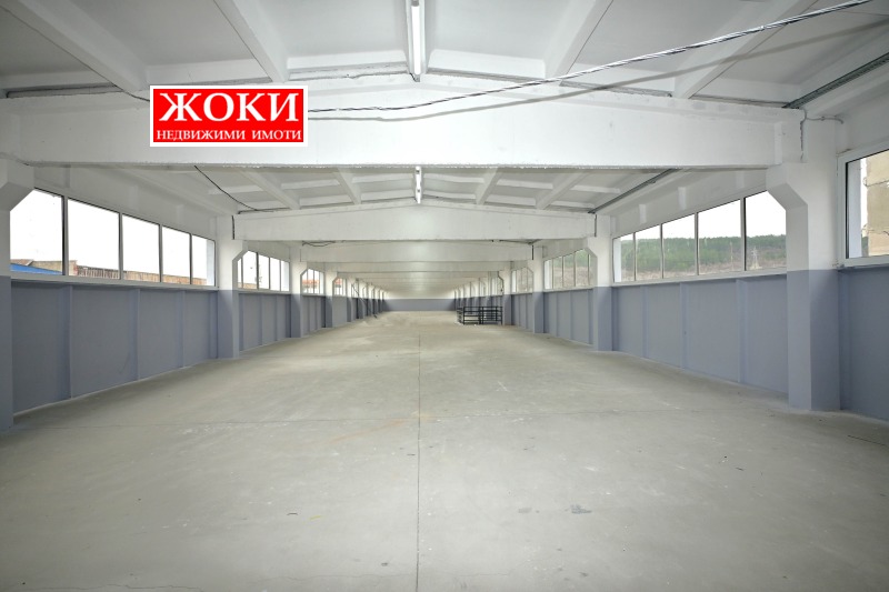 Продава ПРОМ. ПОМЕЩЕНИЕ, гр. Перник, Промишлена зона, снимка 10 - Производствени сгради - 49257698