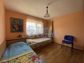 Casa Novo gradichtche, região Veliko Tarnovo 6