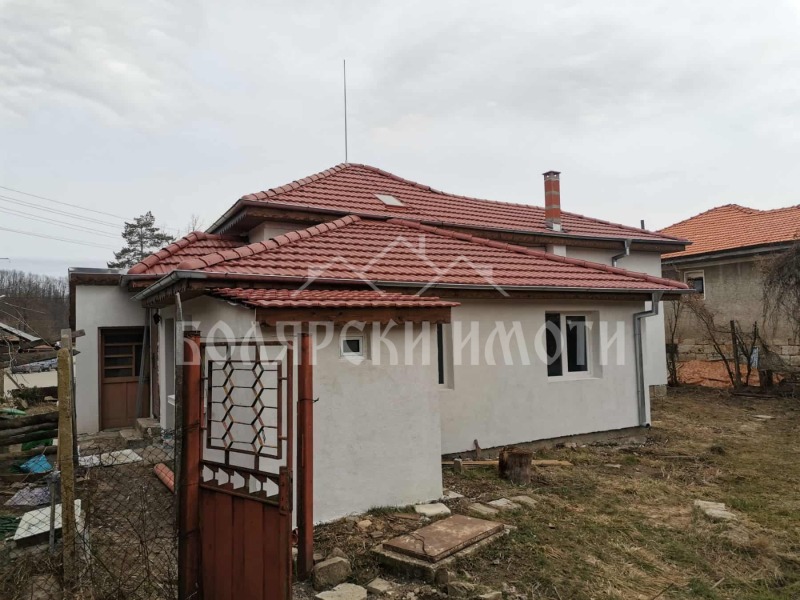 Продава  Къща област Велико Търново , с. Палици , 100 кв.м | 64371727