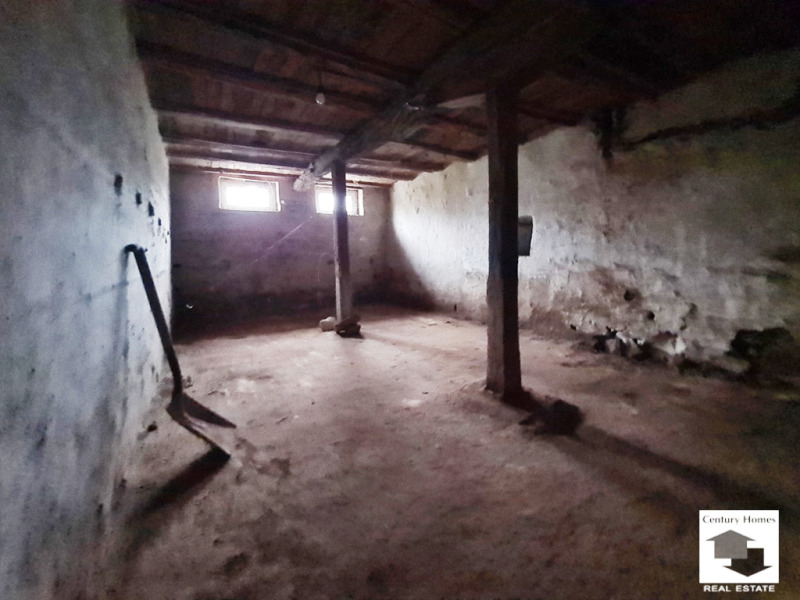 Продава КЪЩА, с. Червена, област Велико Търново, снимка 13 - Къщи - 52621278