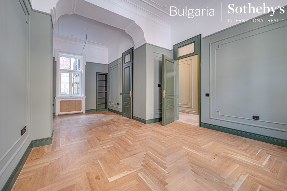 Продава КЪЩА, гр. София, Център, снимка 3 - Къщи - 56312611