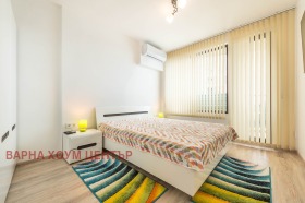 1 Schlafzimmer m-t Alen mak, Warna 12