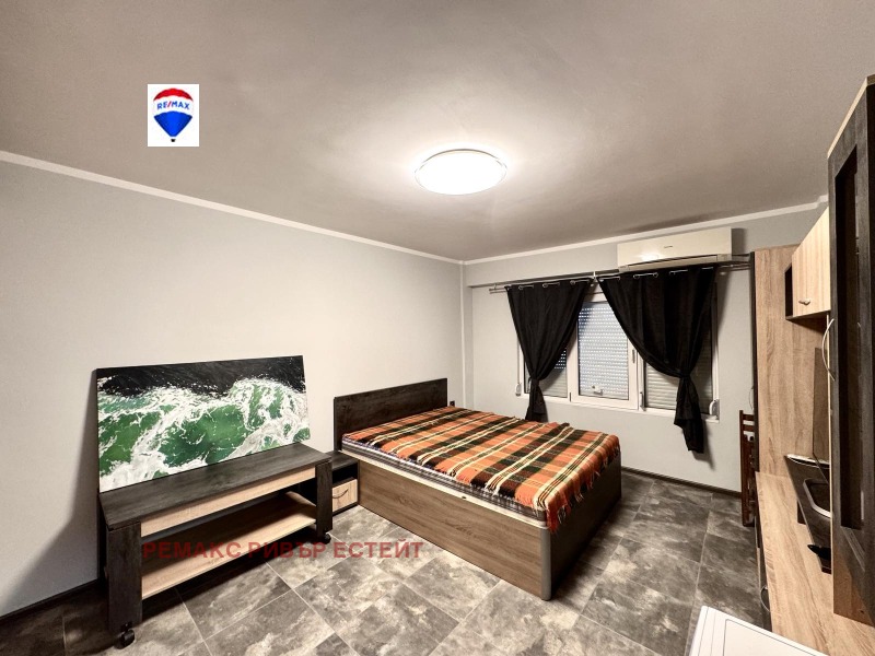 Myytävänä  Studio Ruse , Rodina 2 , 46 neliömetriä | 90766448 - kuva [4]