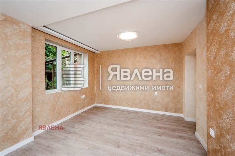 Продава 3-СТАЕН, гр. София, Борово, снимка 5 - Апартаменти - 54624304