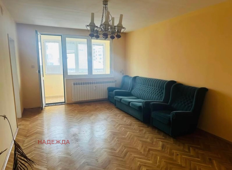 In vendita  Piano della casa Pleven , Mara Dencheva , 96 mq | 63423292