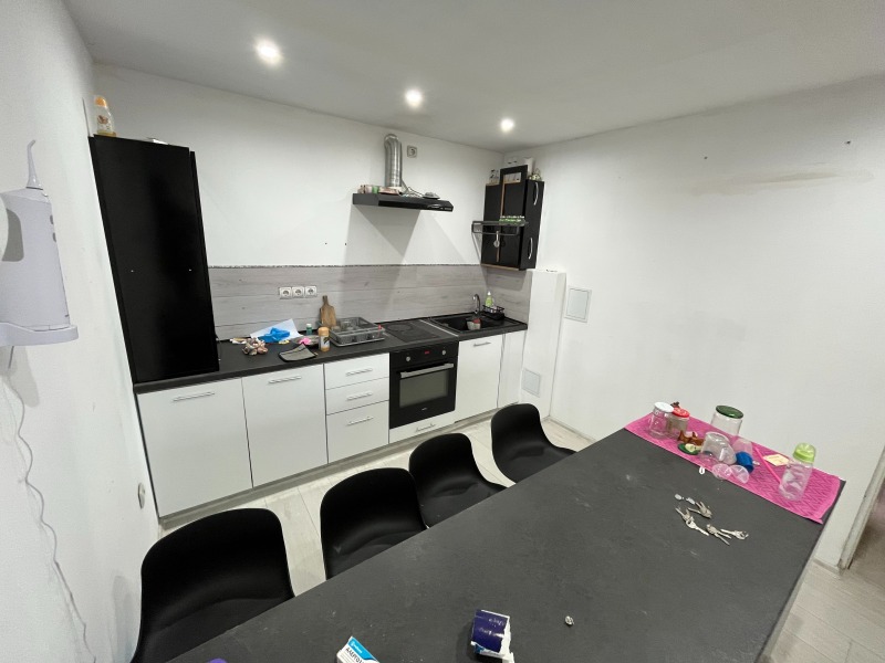 Продава КЪЩА, гр. Казанлък, област Стара Загора, снимка 3 - Къщи - 53437011