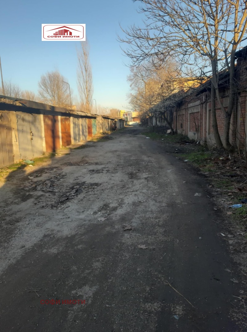 Продаја  Гараге Карджали , Центар , 18 м2 | 41140908