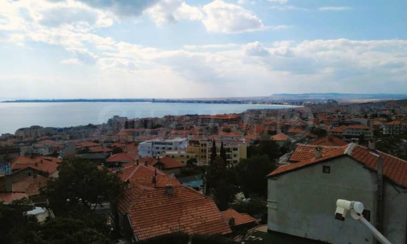 Продава 2-СТАЕН, област Бургас, гр. Свети Влас • 109000 € / 213185.47 лв. • 10431445 1