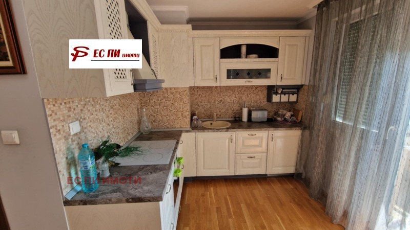 Продаја  3 спаваће собе Русе , Центар , 154 м2 | 24915686 - слика [4]