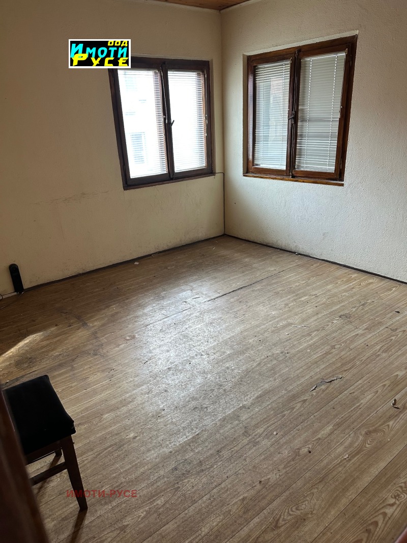 Продава АТЕЛИЕ, ТАВАН, гр. Русе, Център