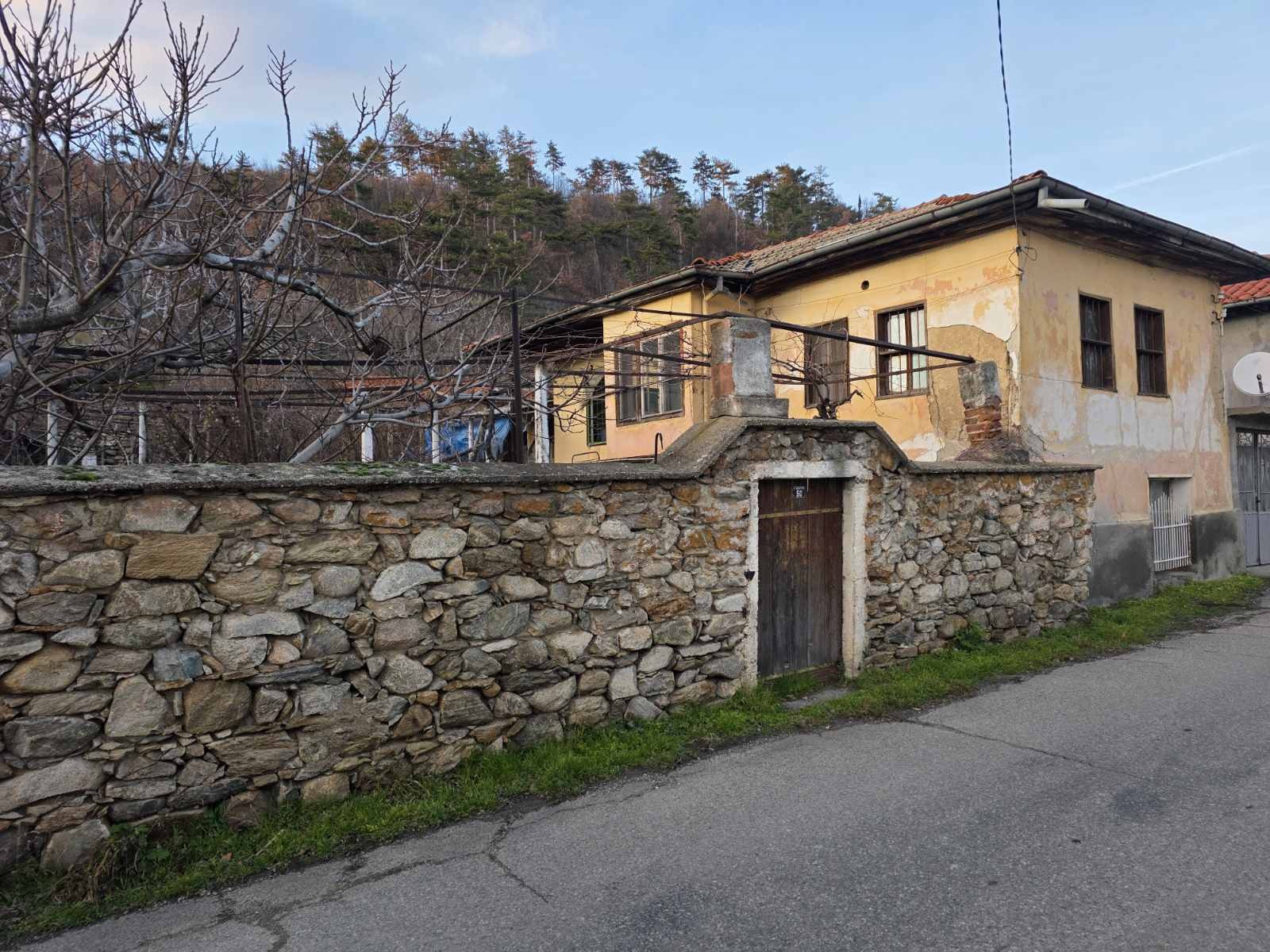 Продава КЪЩА, гр. Мъглиж, област Стара Загора, снимка 2 - Къщи - 53152141