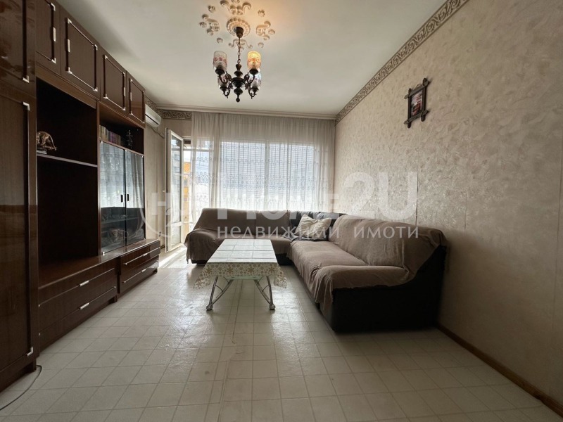 Продава  3-стаен град Пловдив , Изгрев , 87 кв.м | 89001375