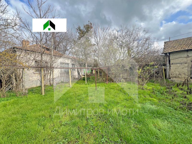 Продава КЪЩА, гр. Плиска, област Шумен, снимка 2 - Къщи - 51559285