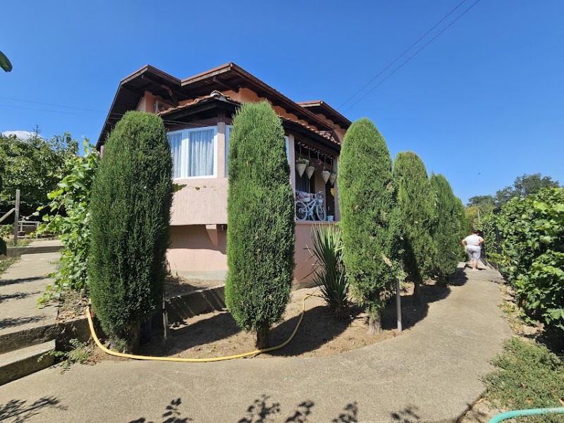 Till salu  Hus region Plovdiv , Belastjica , 240 kvm | 53485302 - bild [2]