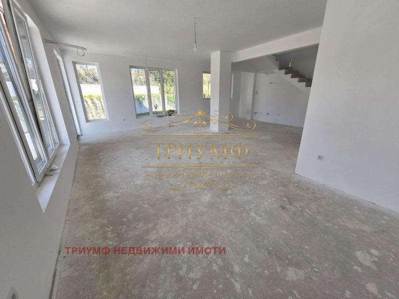 Продава КЪЩА, гр. Варна, м-т Горна Трака, снимка 4 - Къщи - 53009586