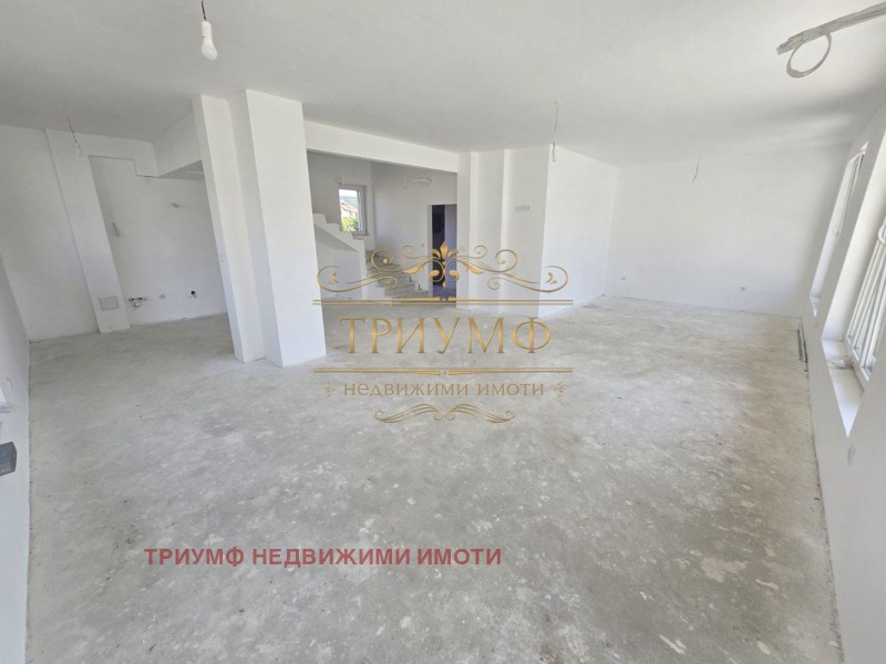 Продава КЪЩА, гр. Варна, м-т Горна Трака, снимка 5 - Къщи - 53009586