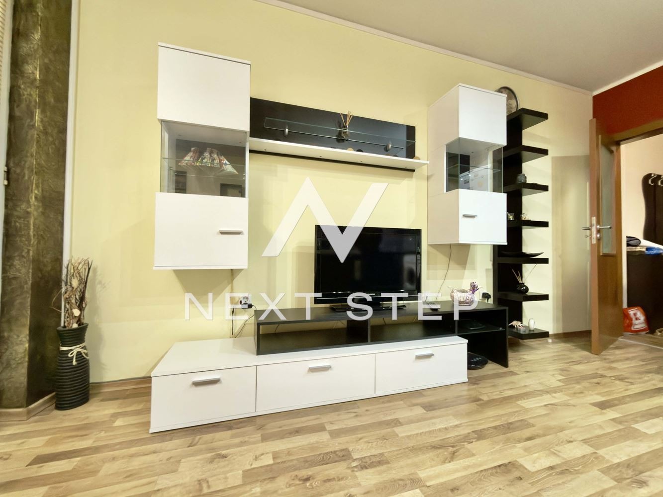 Продава 2-СТАЕН, гр. Пловдив, Кършияка, снимка 2 - Апартаменти - 53029254