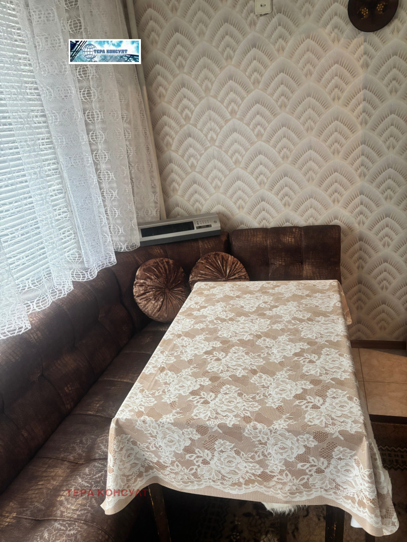 Продава 2-СТАЕН в град Плевен, Дружба 3 - 60 кв.м / 72 000 € » 140 819.76 лв., ТЕРА КОНСУЛТ