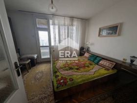 2 Schlafzimmer Trakija, Schumen 3