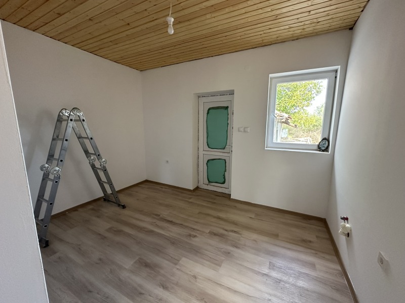 Продава  Къща област Добрич , с. Змеево , 80 кв.м | 42582765 - изображение [14]