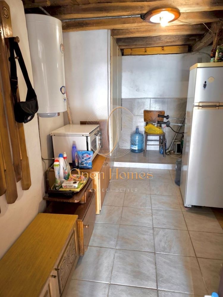 Продава КЪЩА, с. Розовец, област Пловдив, снимка 8 - Къщи - 54639649