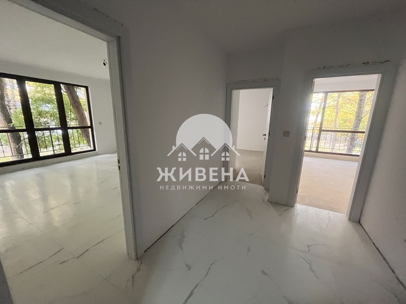 Продава 3-СТАЕН, гр. Варна, к.к. Св.Св. Константин и Елена, снимка 4 - Апартаменти - 53794625