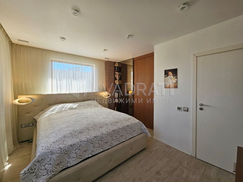 Til salgs  3+ soverom Plovdiv , Karsjijaka , 187 kvm | 84363308 - bilde [8]