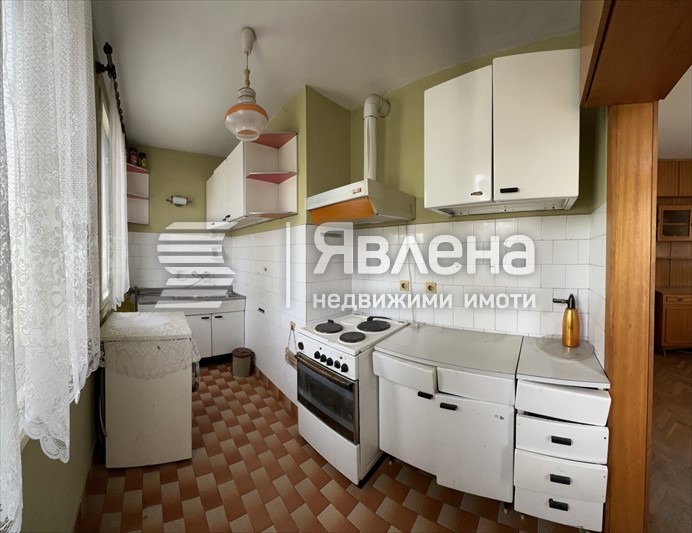 Продава ЕТАЖ ОТ КЪЩА, гр. Ботевград, област София област, снимка 10 - Етаж от къща - 55619113