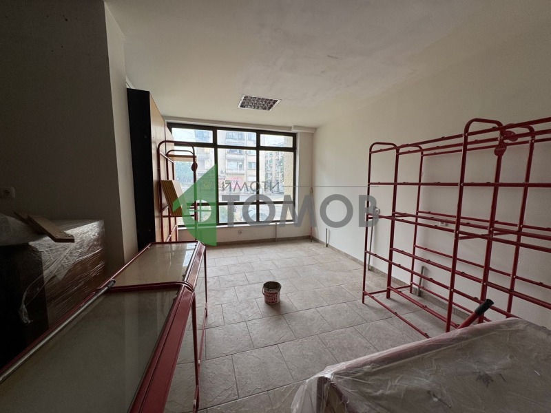 Til salgs  Butikk region Shumen , Veliki Preslav , 301 kvm | 60993605 - bilde [10]