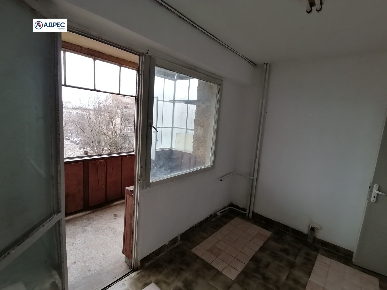 Продава 3-СТАЕН, гр. Шумен, Гривица, снимка 2 - Апартаменти - 52287801