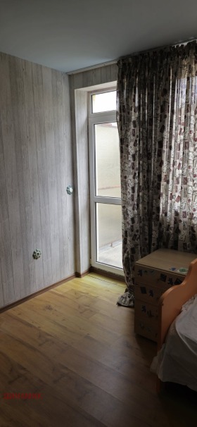 2 makuuhuonetta Sini kamani, Sliven 8