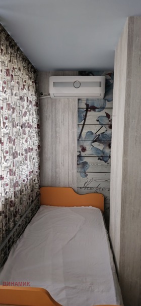 2 makuuhuonetta Sini kamani, Sliven 10