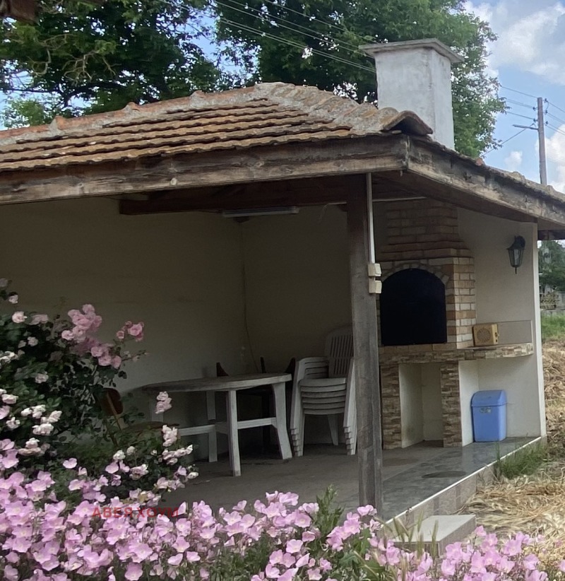 Продава КЪЩА, с. Смолница, област Добрич, снимка 10 - Къщи - 52154850