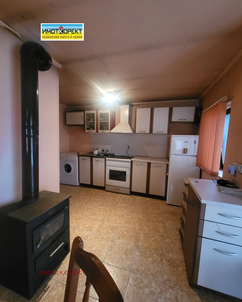 Продава КЪЩА, с. Звъничево, област Пазарджик, снимка 15 - Къщи - 52528076