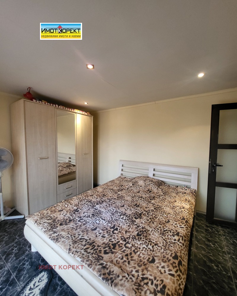 Продава КЪЩА, с. Звъничево, област Пазарджик, снимка 8 - Къщи - 52528076