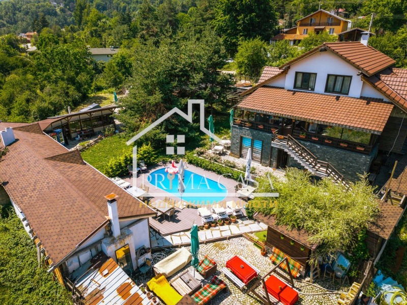 Продава КЪЩА в област Пловдив, с. Дедево - 600 кв.м / 980 000 € » 1 916 713.40 лв., ПРИМА КАЗА