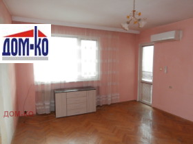 Продажба на имоти в Център, град Пазарджик - изображение 1 