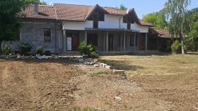 КЪЩА, 180 m2