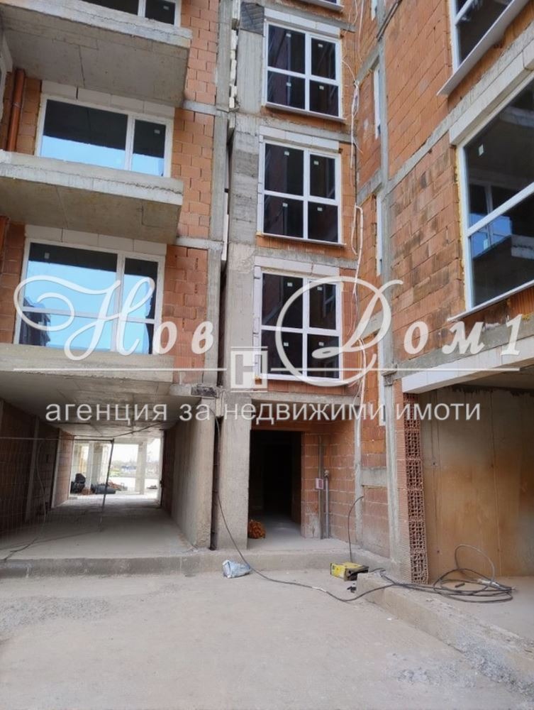 À venda  Estúdio Plovdiv , Iujen , 40 m² | 65698961