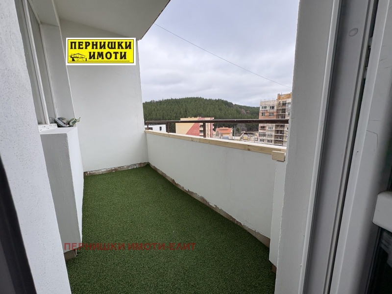 Продава 3-СТАЕН, гр. Перник, Изток, снимка 15 - Апартаменти - 51747103