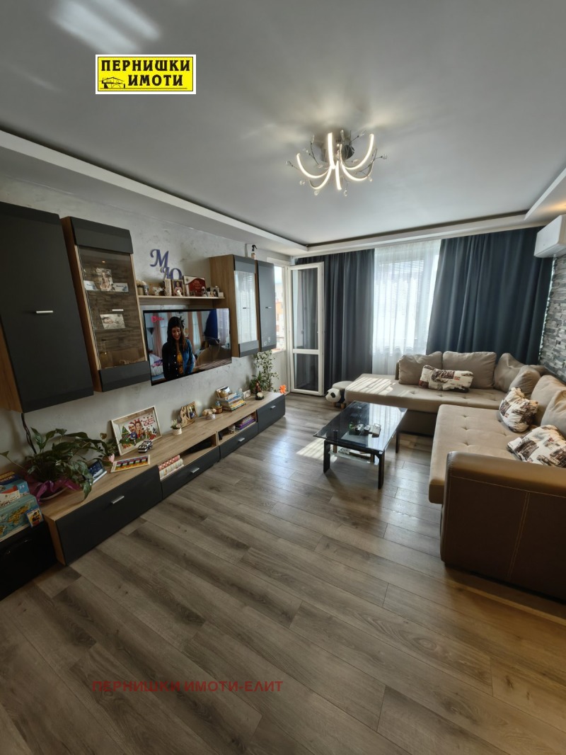 Продава 3-СТАЕН, град Перник, Изток • 153400 € • 96579629 — Holmes.bg