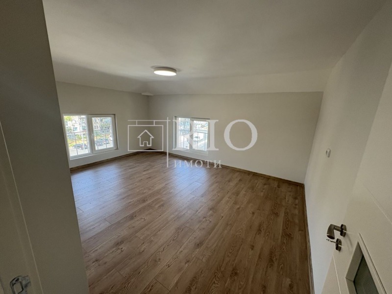 На продаж  3 кімнатна Пловдив , Христо Смирненски , 96 кв.м | 99795837 - зображення [11]