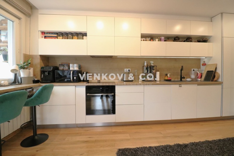 Продава 4-СТАЕН, гр. София, Хиподрума, снимка 4 - Апартаменти - 53418022