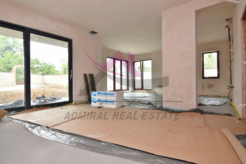 Продаја  Кућа Варна , м-т Манастирски рид , 243 м2 | 91483880 - слика [3]