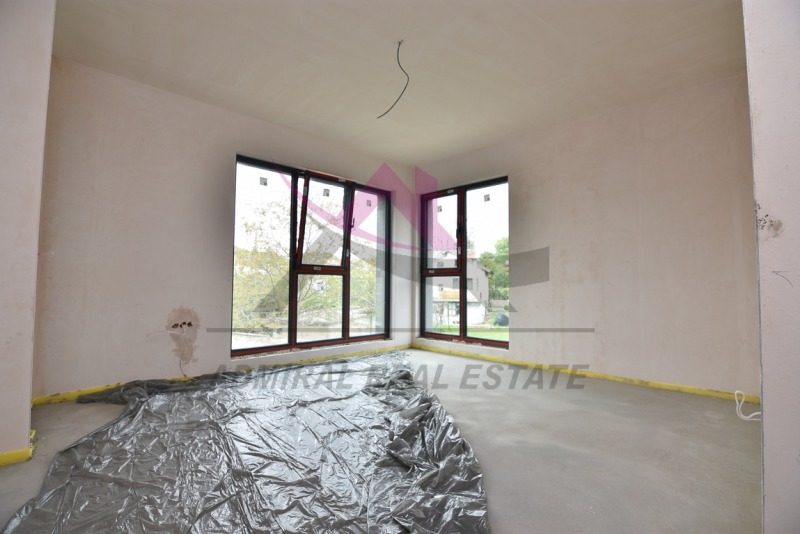 Продаја  Кућа Варна , м-т Манастирски рид , 243 м2 | 91483880 - слика [10]